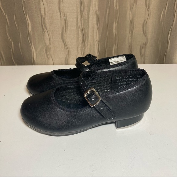 🌺 Revolution Dance Toddler Girl's 11 Black Matte Buckle Tap Shoes - Picture 10 of 16
